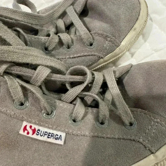 high top sneakers - Picture 4 of 6